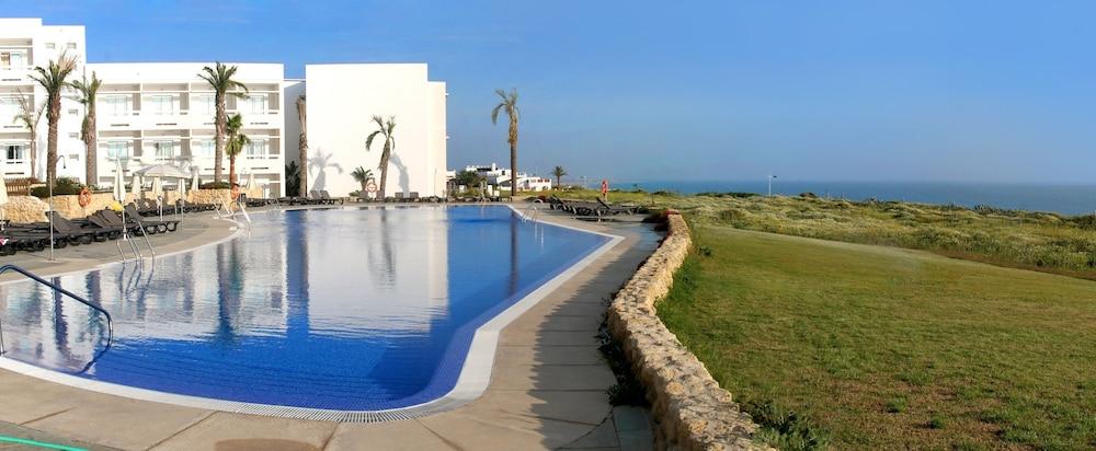 Hotel Garbi Costa Luz à Conil De La Frontera Extérieur photo