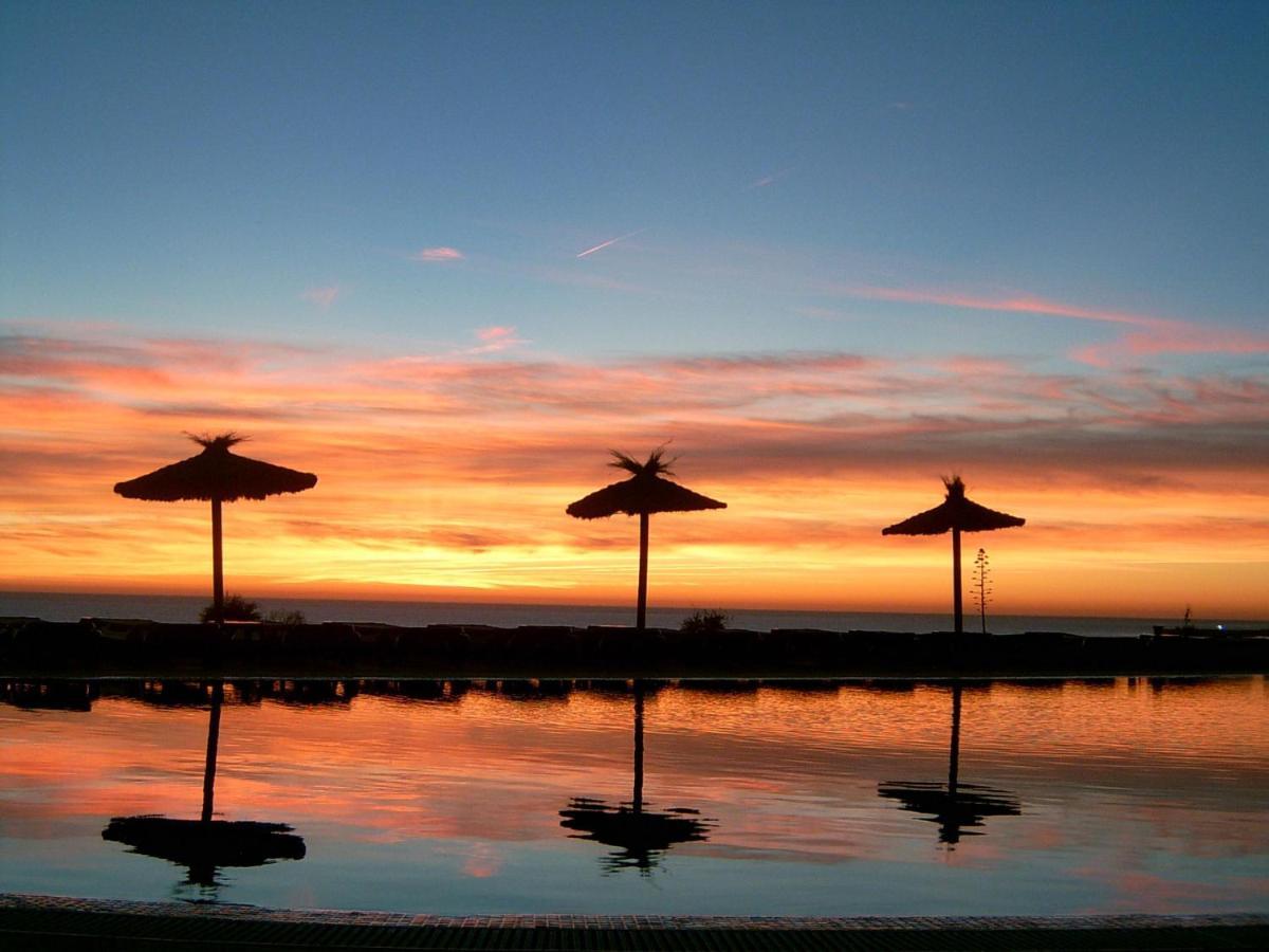 Hotel Garbi Costa Luz à Conil De La Frontera Extérieur photo